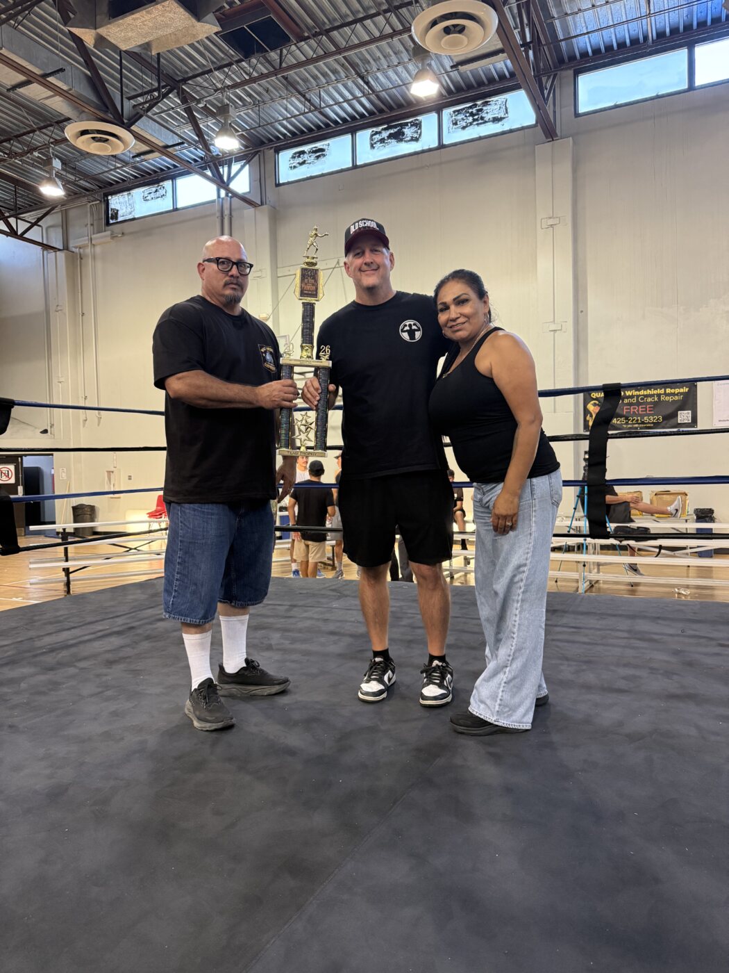 Old School Boxing receiving the Team of the Night trophy